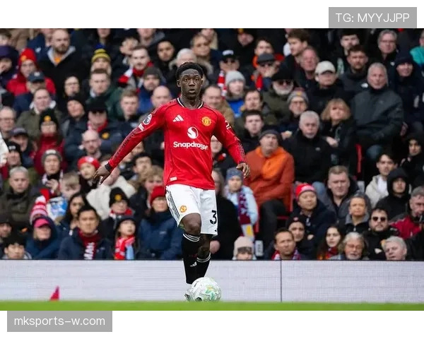 曼联的表现波动反映体系不稳定，当前阶段竞争格局面临调整