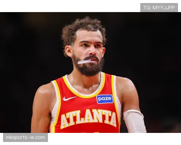 特雷·杨突破助攻提升球队节奏 拉开与后卫线差距